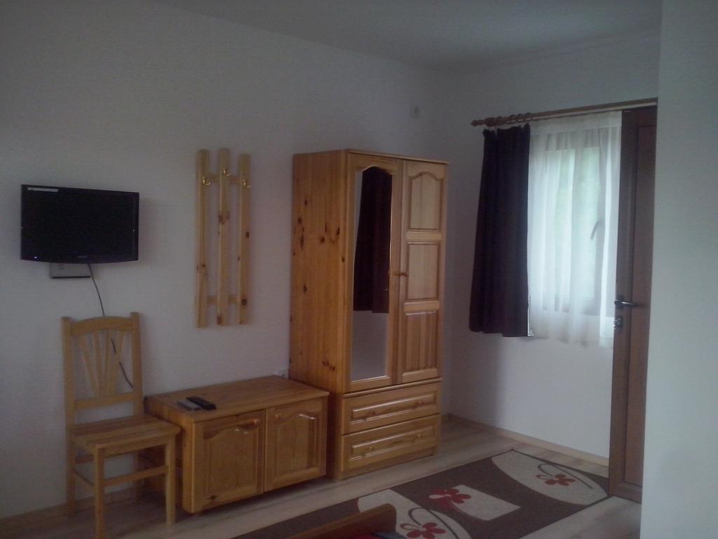 Guest House Friends Emen Rom bilde